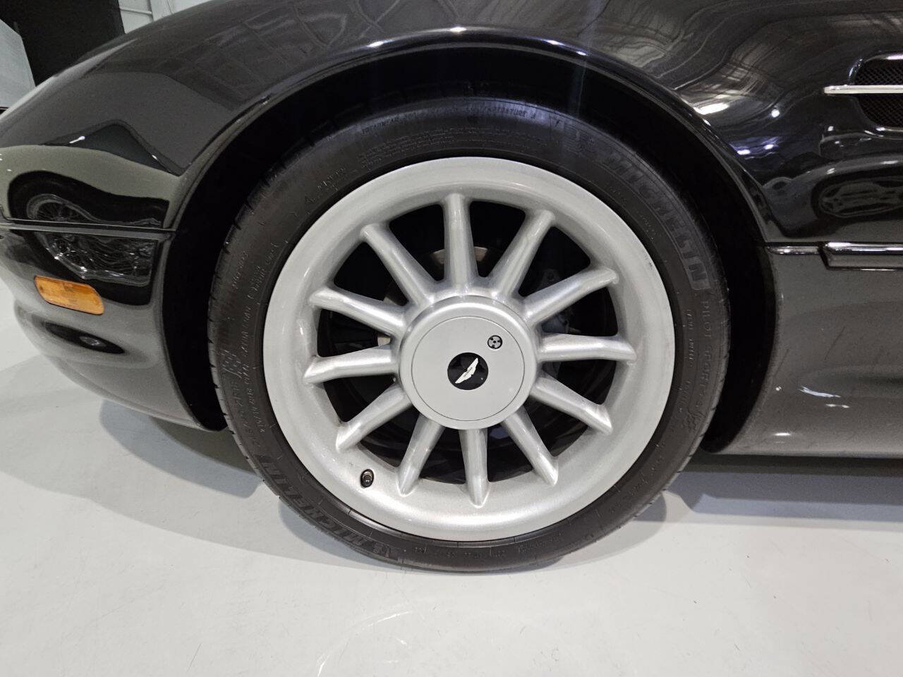 Used 1997 Aston Martin DB7 Volante image 19