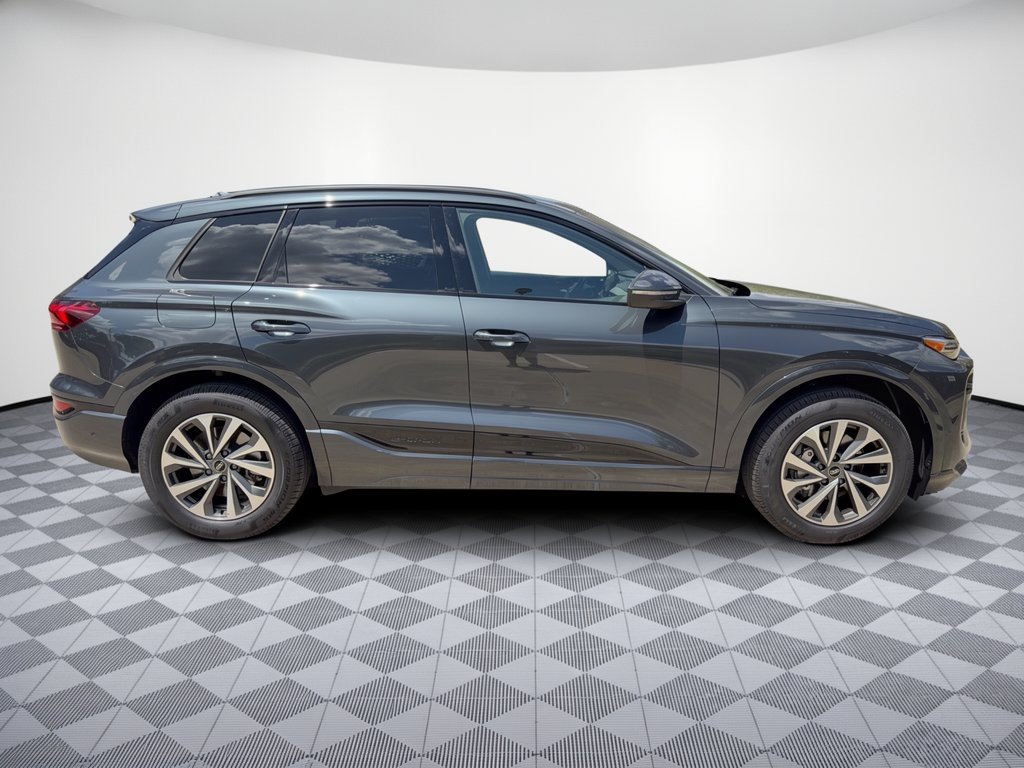Certified 2025 Audi Q6 e-tron Premium Plus w/ Premium Plus AWD/4WD image 8
