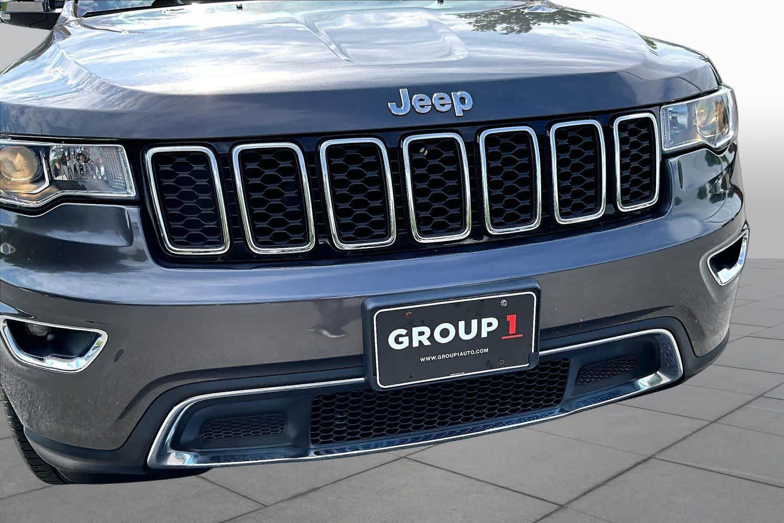Used 2019 Jeep Grand Cherokee Limited AWD/4WD image 30