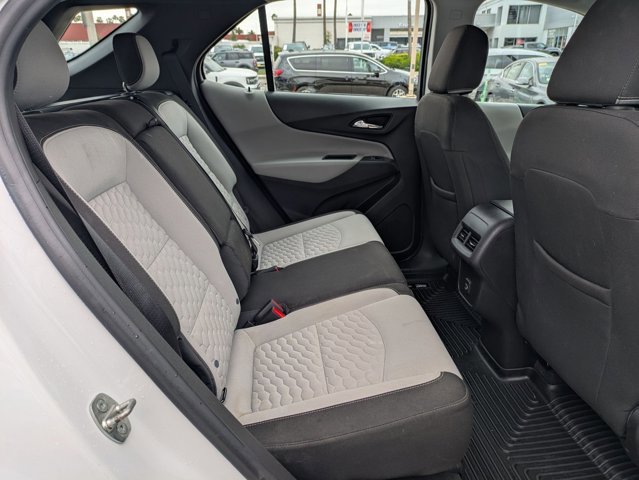Used 2020 Chevrolet Equinox LS FWD image 18