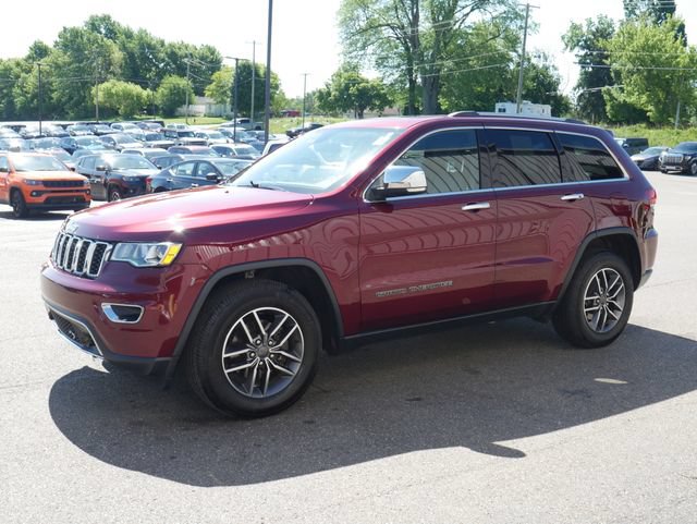 Used 2020 Jeep Grand Cherokee Limited w/ Trailer Tow Group IV AWD/4WD image 9