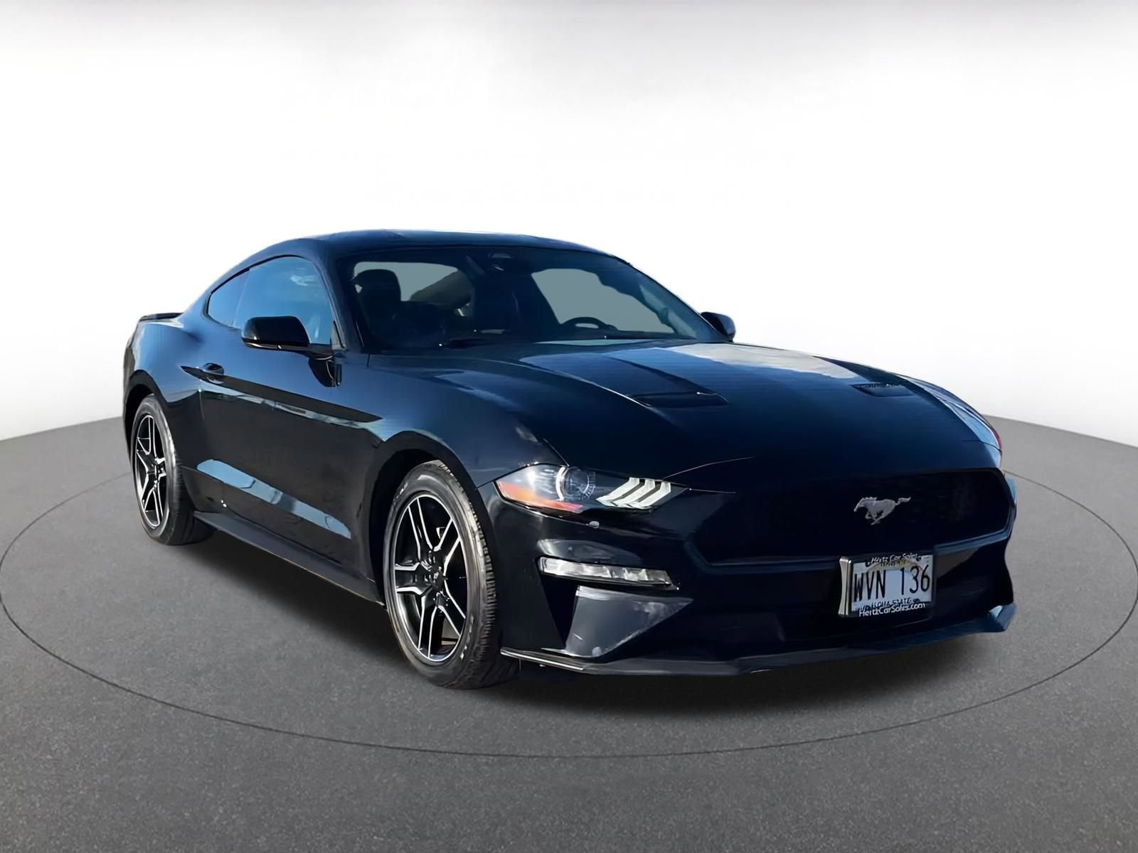 Used 2023 Ford Mustang Premium image 3