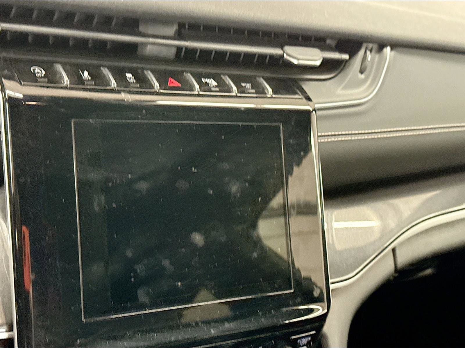 Used 2022 Jeep Grand Cherokee L Laredo AWD/4WD image 4