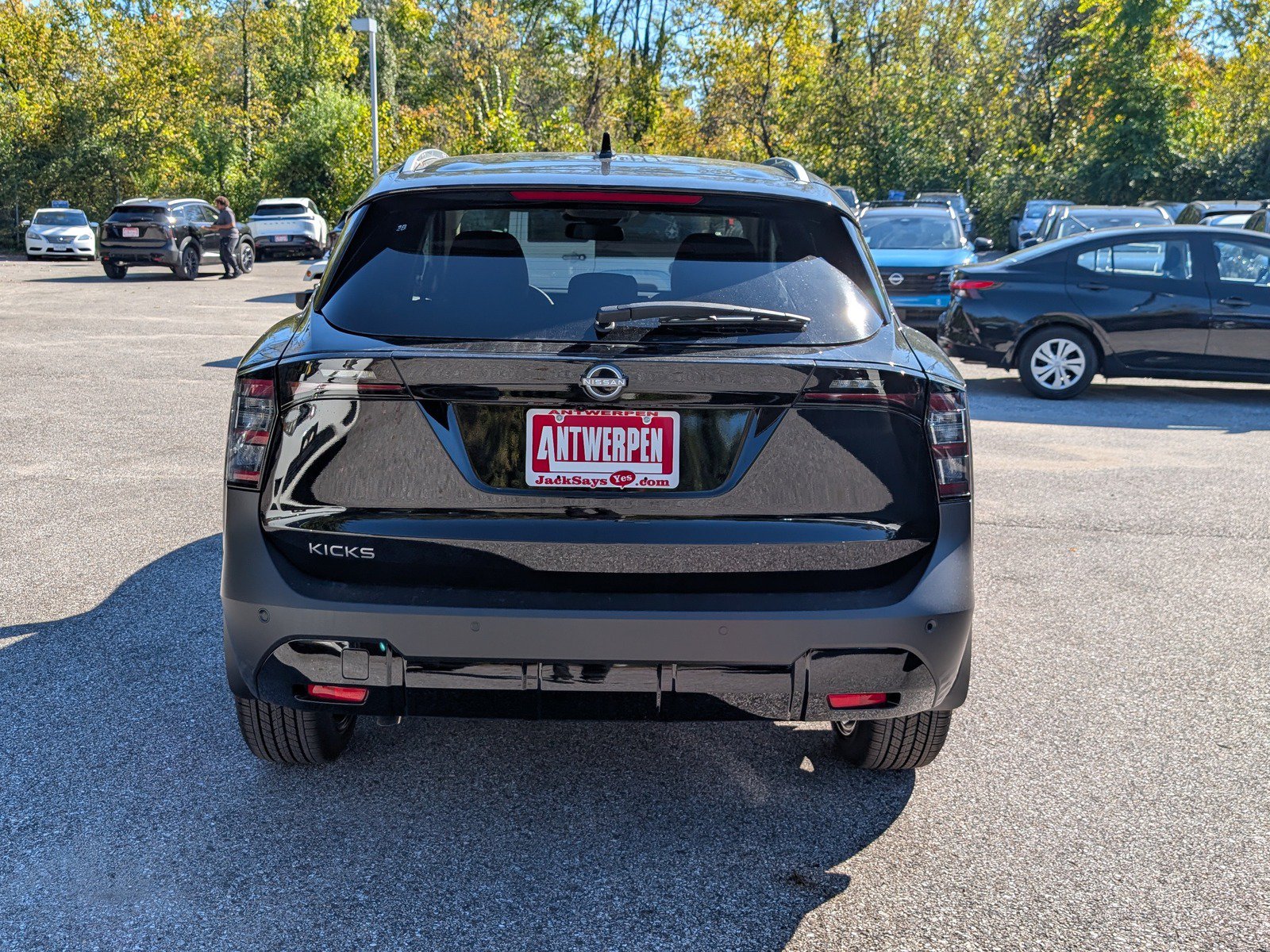 New 2027 Nissan Kicks SR FWD image 4