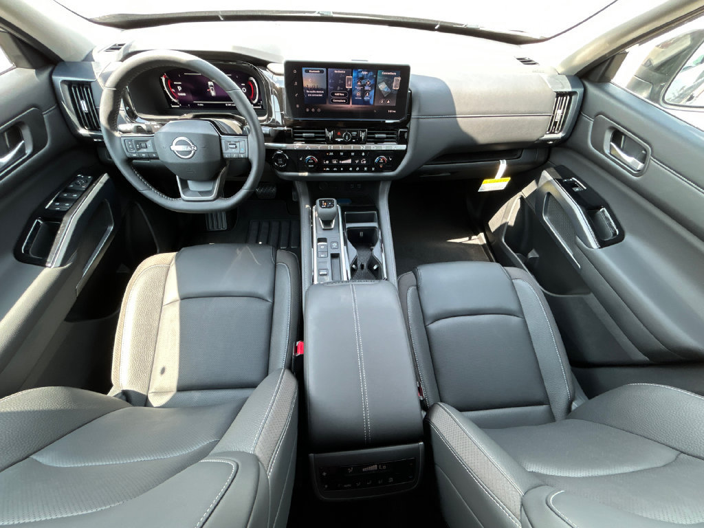 New 2026 Nissan Pathfinder SL w/ Cargo Package FWD image 32
