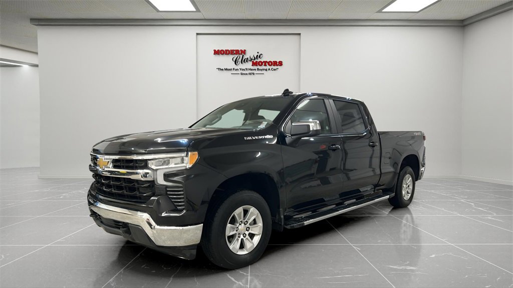 Used 2024 Chevrolet Silverado 1500 LT w/ Protection Package image 3