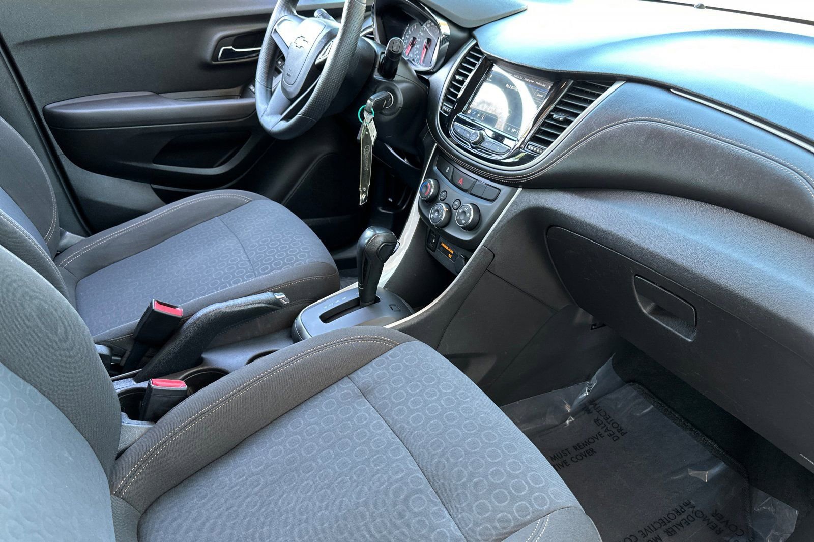 Used 2018 Chevrolet Trax LS image 17