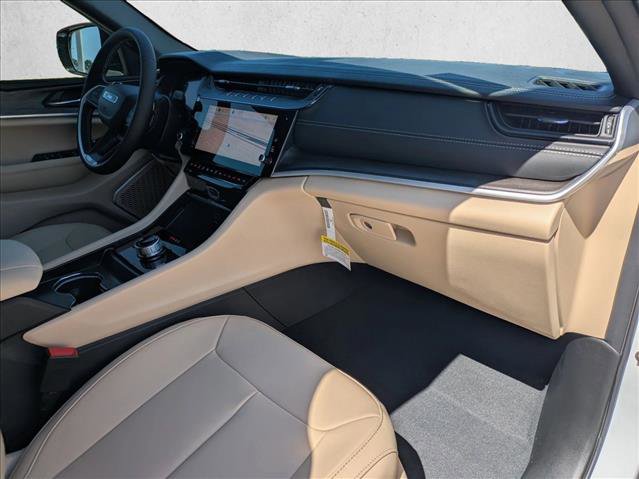 New 2026 Jeep Grand Cherokee Limited image 17