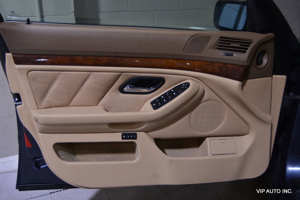 Used 2002 BMW 525i Sedan image 7