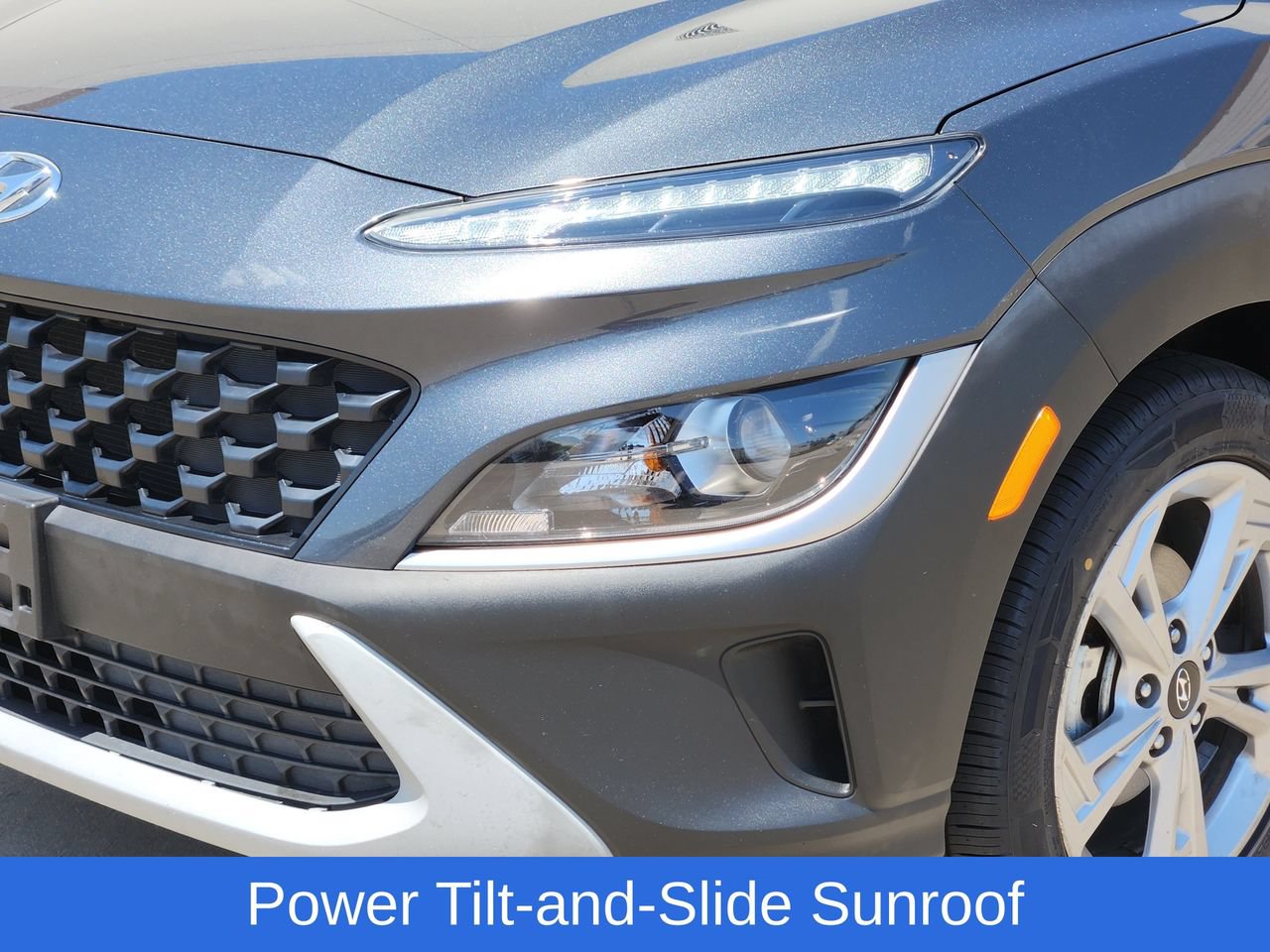 Used 2022 Hyundai Kona SEL w/ Convenience Package FWD image 6