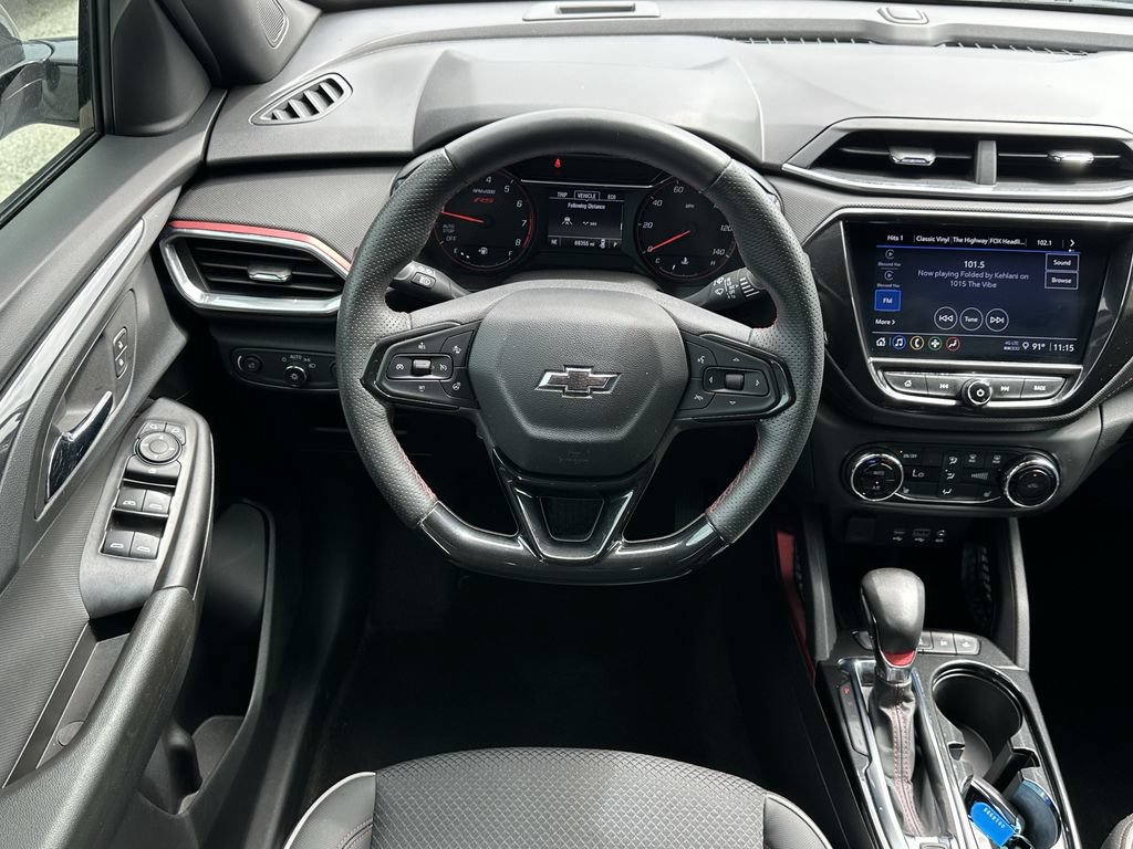 Used 2023 Chevrolet TrailBlazer RS w/ Convenience Package FWD image 14
