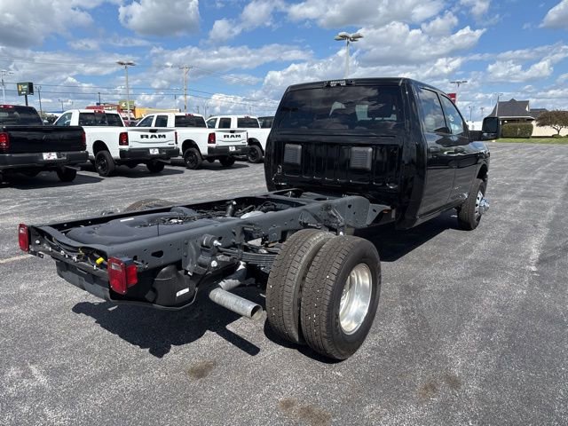 Used 2025 RAM 3500 Tradesman w/ Safety Group image 5
