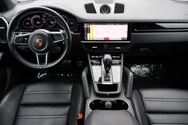 Used 2021 Porsche Cayenne S image 23