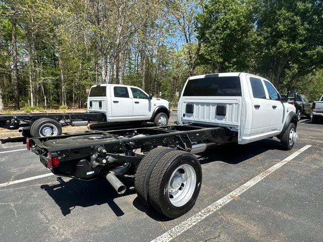 New 2026 RAM 5500 Tradesman w/ Chrome Appearance Group AWD/4WD image 6