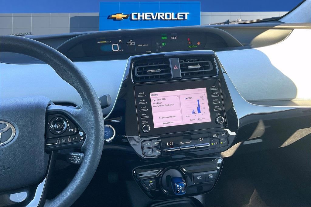 Used 2020 Toyota Prius LE image 9