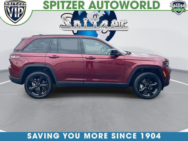 Certified 2024 Jeep Grand Cherokee Altitude image 10