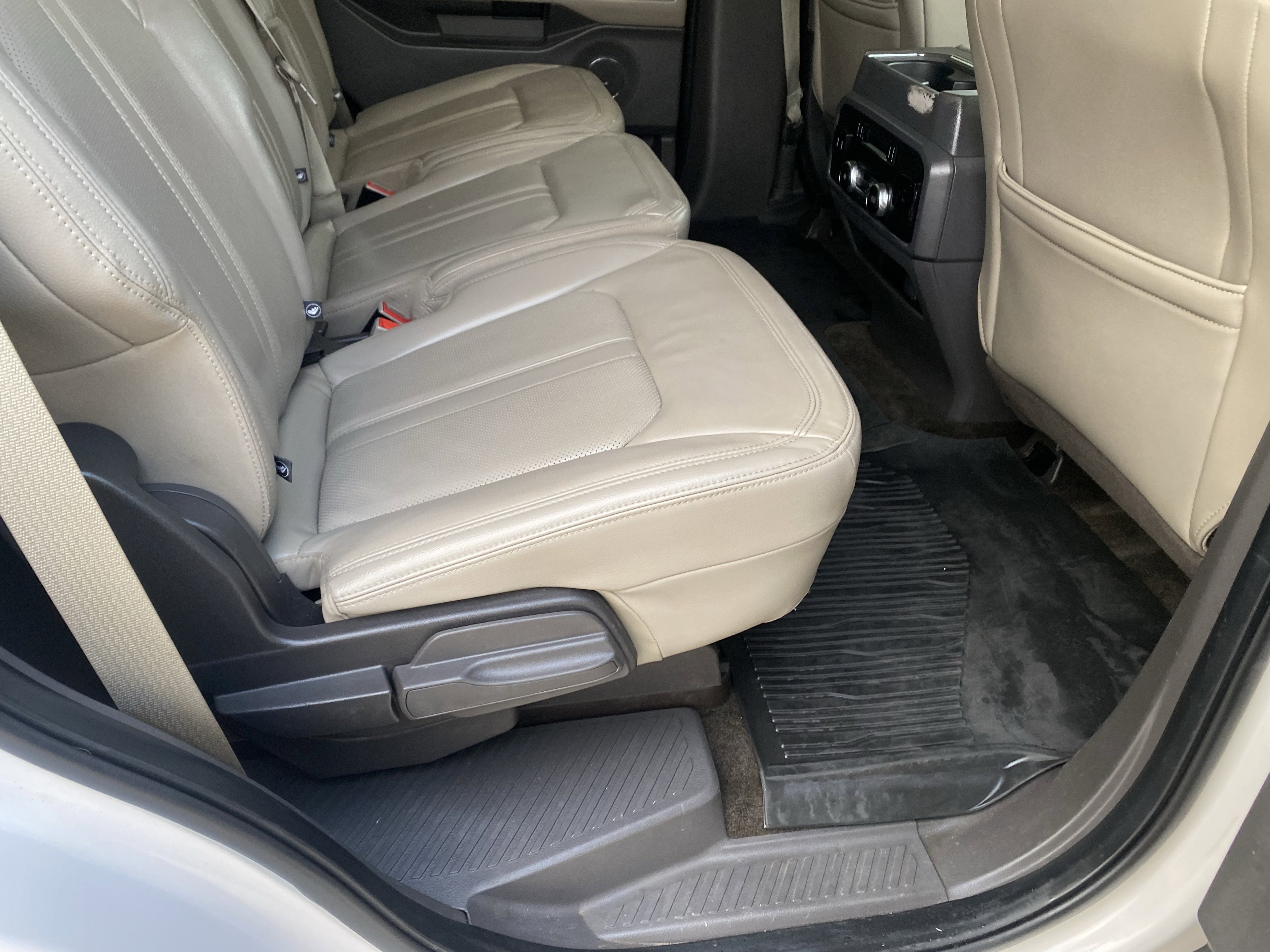 Used 2018 Ford Expedition Limited w/ Driver Assistance Package image 5