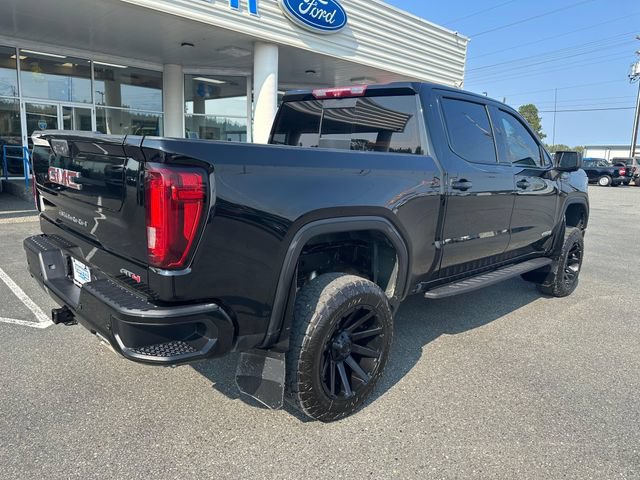 Used 2022 GMC Sierra 1500 AT4 w/ AT4 Premium Package AWD/4WD image 2