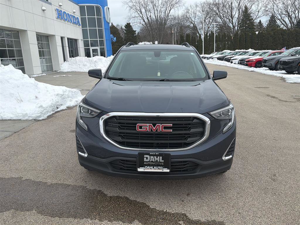 Used 2018 GMC Terrain SLE w/ Driver Convenience Package image 2
