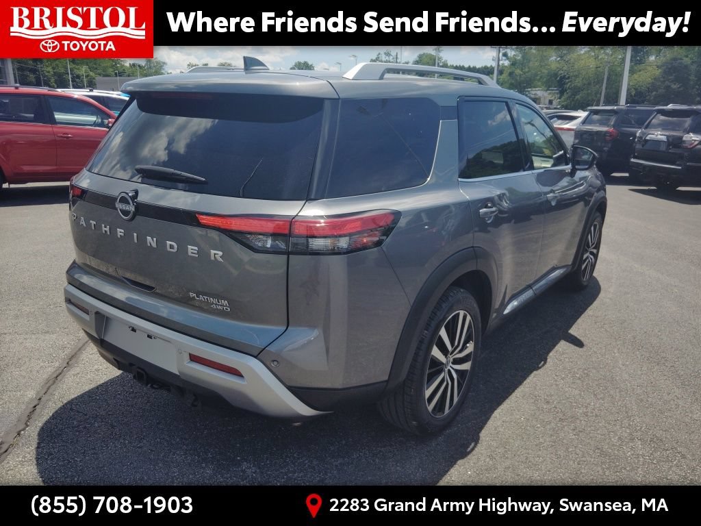 Used 2023 Nissan Pathfinder Platinum AWD/4WD image 7