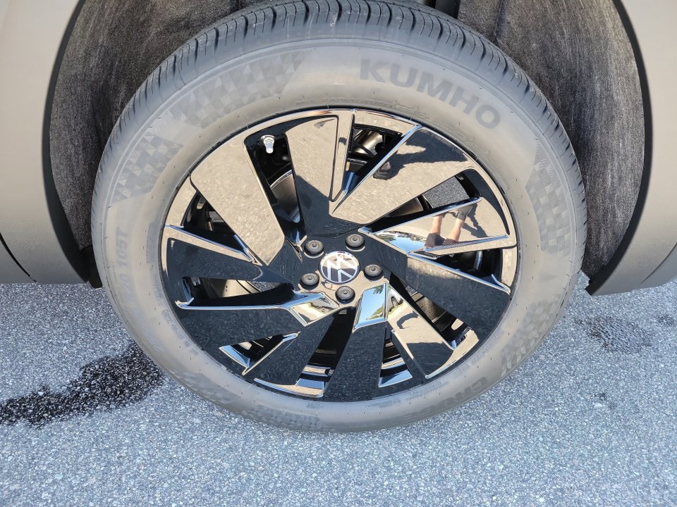 New 2026 Volkswagen Atlas SE image 22