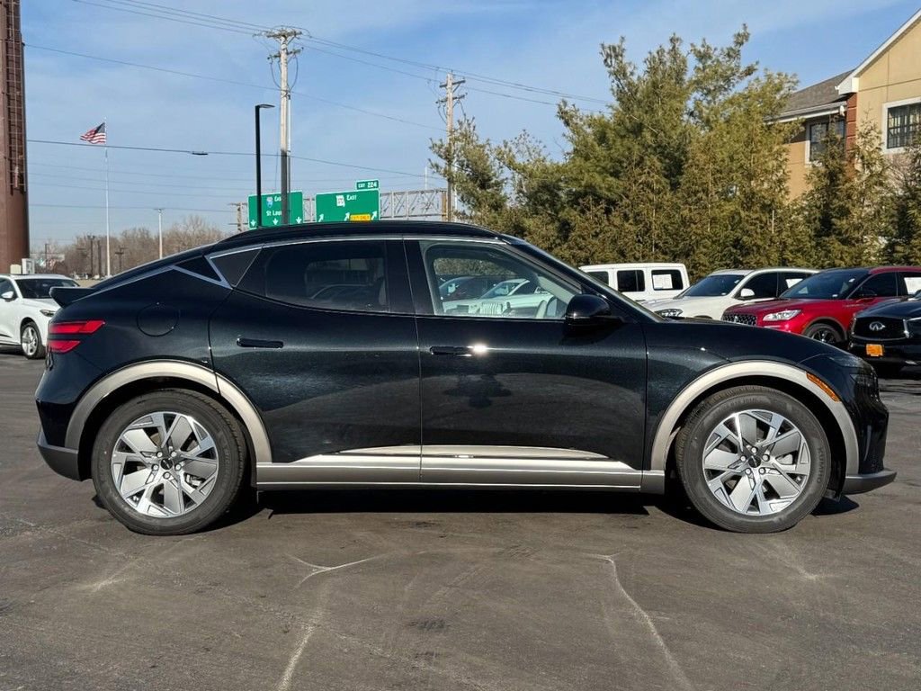 Certified 2025 Genesis GV60 Advanced image 2