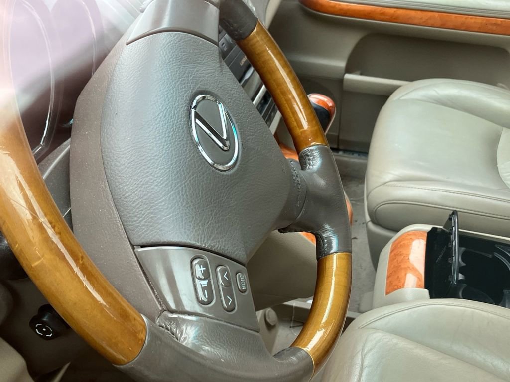 Used 2006 Lexus RX 330 AWD image 7