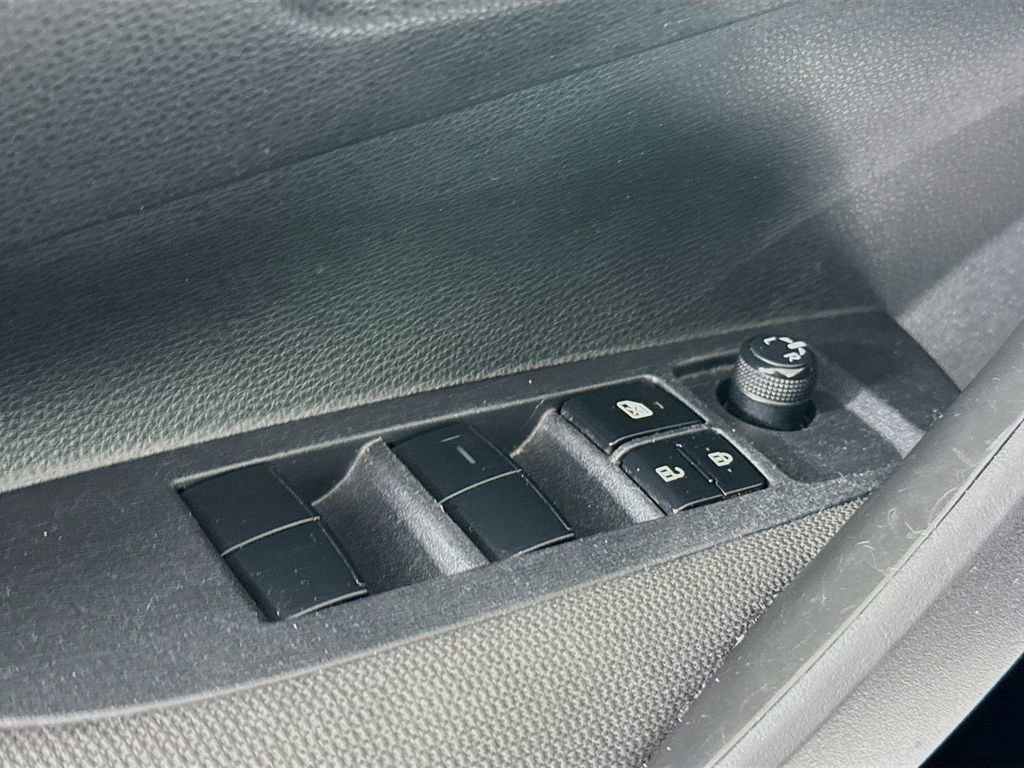 Certified 2023 Toyota Corolla LE image 10