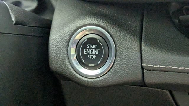 Certified 2023 Buick Envision Essence FWD image 17