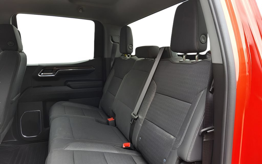 Used 2024 Chevrolet Silverado 1500 LT AWD/4WD image 26