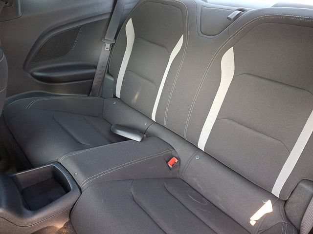 Used 2021 Chevrolet Camaro LT w/ Technology Package RWD image 10