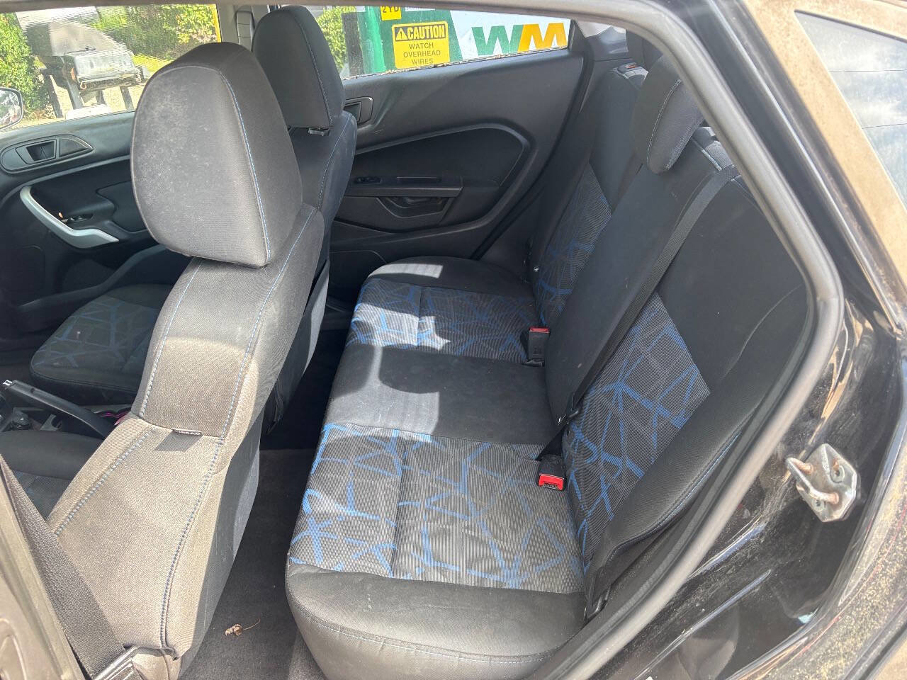 Used 2013 Ford Fiesta SE image 16