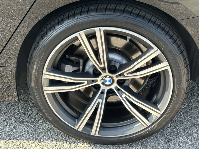 Used 2022 BMW 330i xDrive Sedan w/ Premium Package 2 AWD/4WD image 13