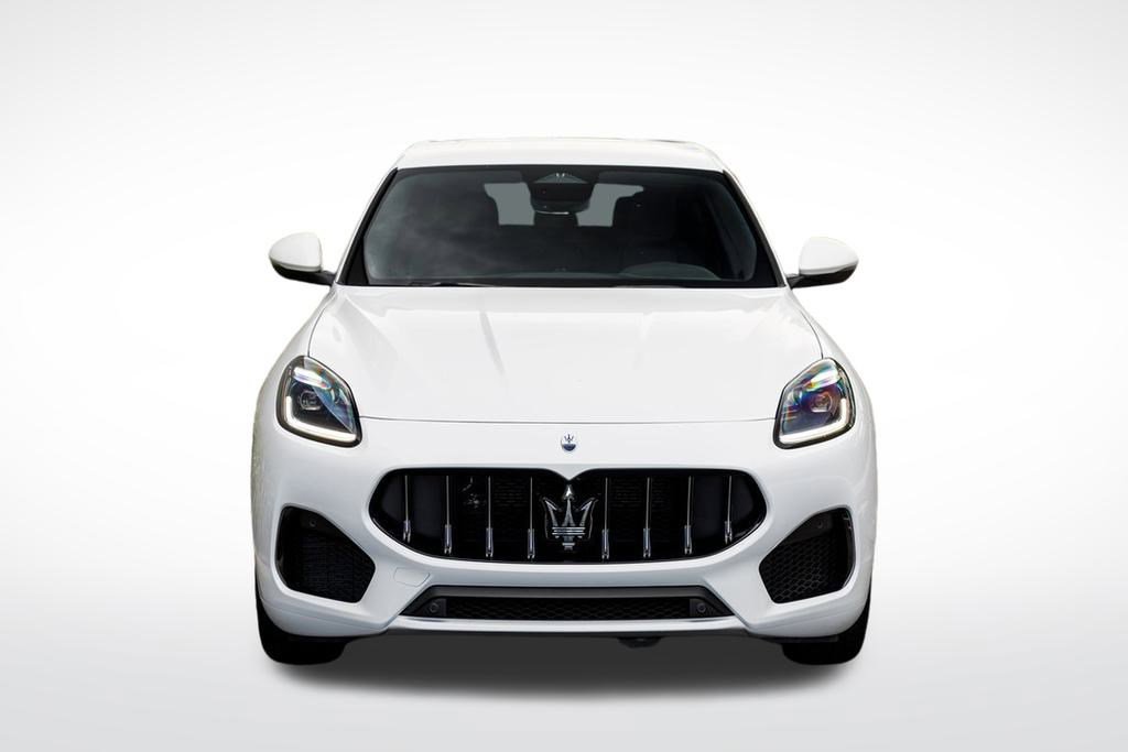 New 2025 Maserati Grecale GT image 8