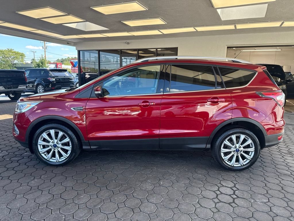 Used 2017 Ford Escape Titanium AWD/4WD image 9