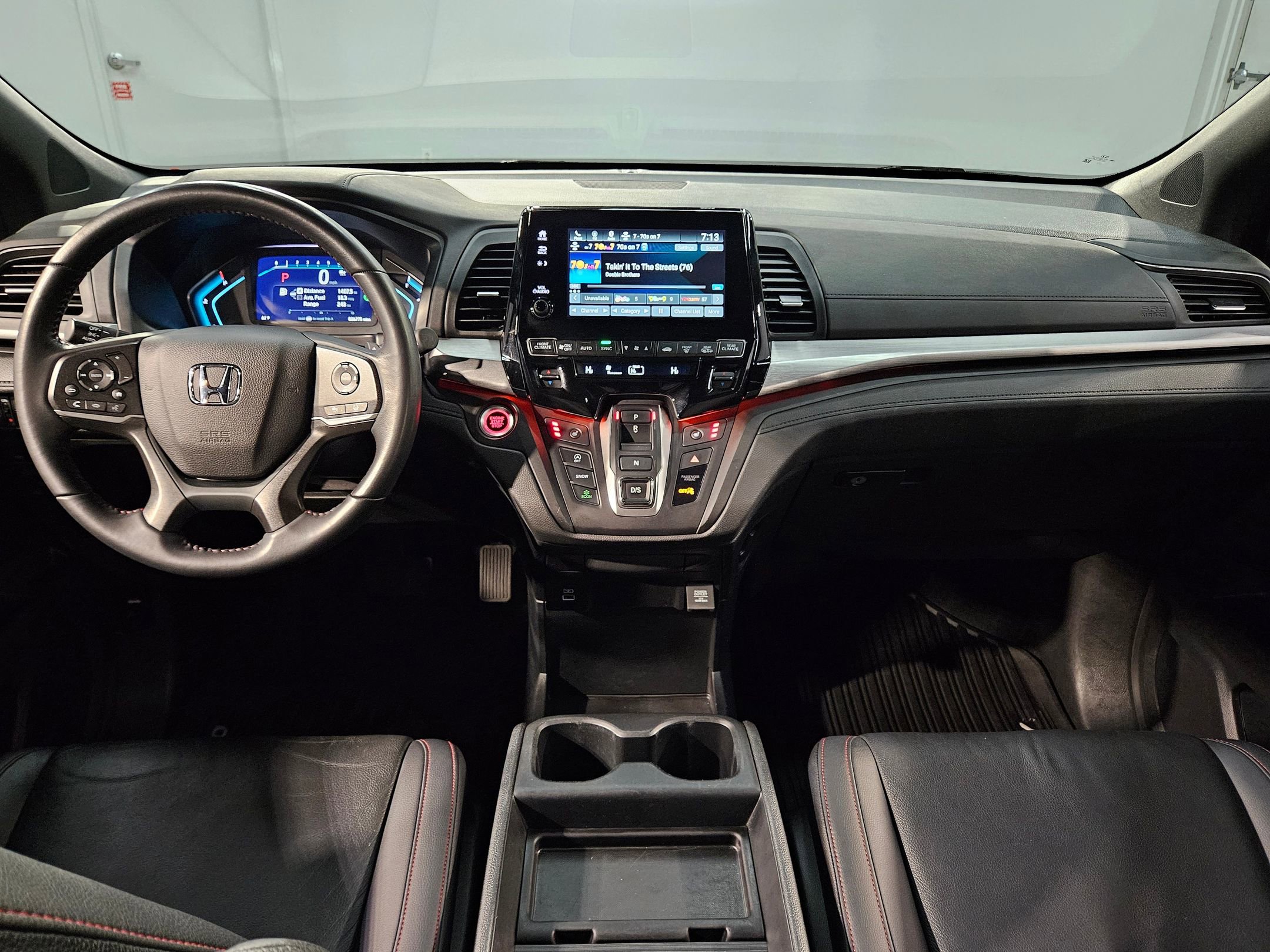 Used 2023 Honda Odyssey Sport image 10