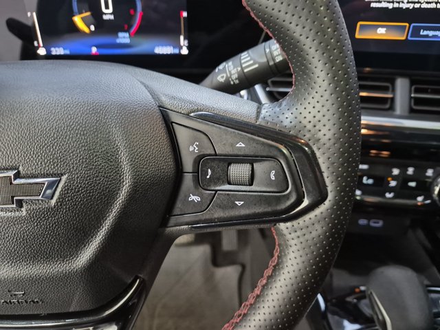 Used 2024 Chevrolet Trax RS w/ Sunroof Package FWD image 17