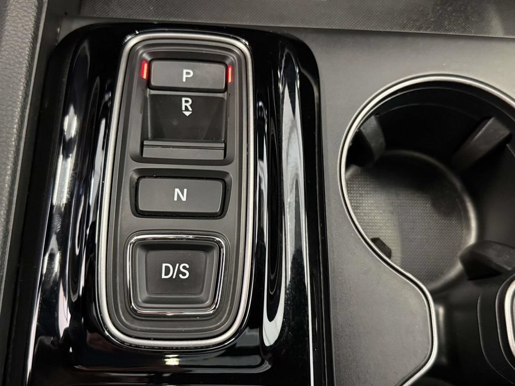 Used 2024 Honda Pilot TrailSport image 25