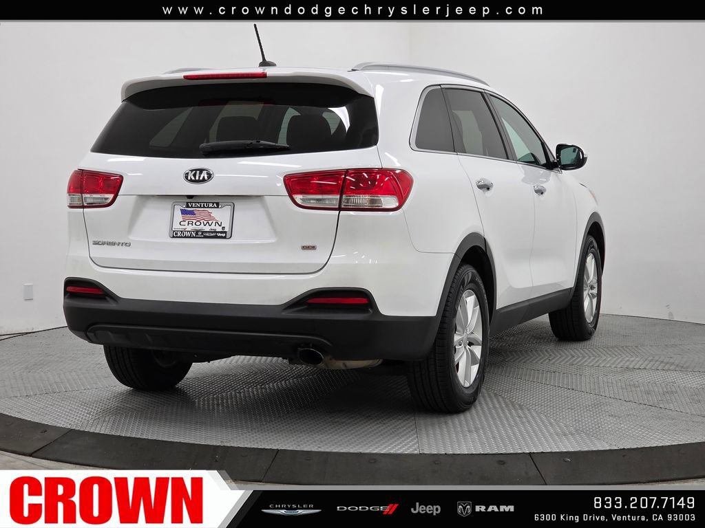 Used 2017 Kia Sorento FWD image 7