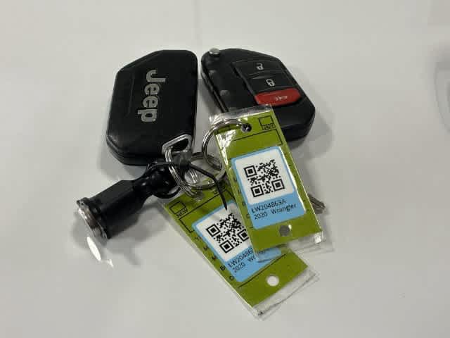 Used 2020 Jeep Wrangler Sport AWD/4WD image 38