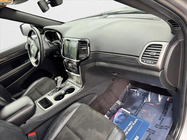 Used 2019 Jeep Grand Cherokee Laredo w/ Laredo X Package image 21