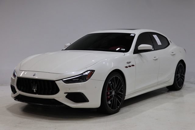 Certified 2022 Maserati Ghibli Trofeo RWD image 3