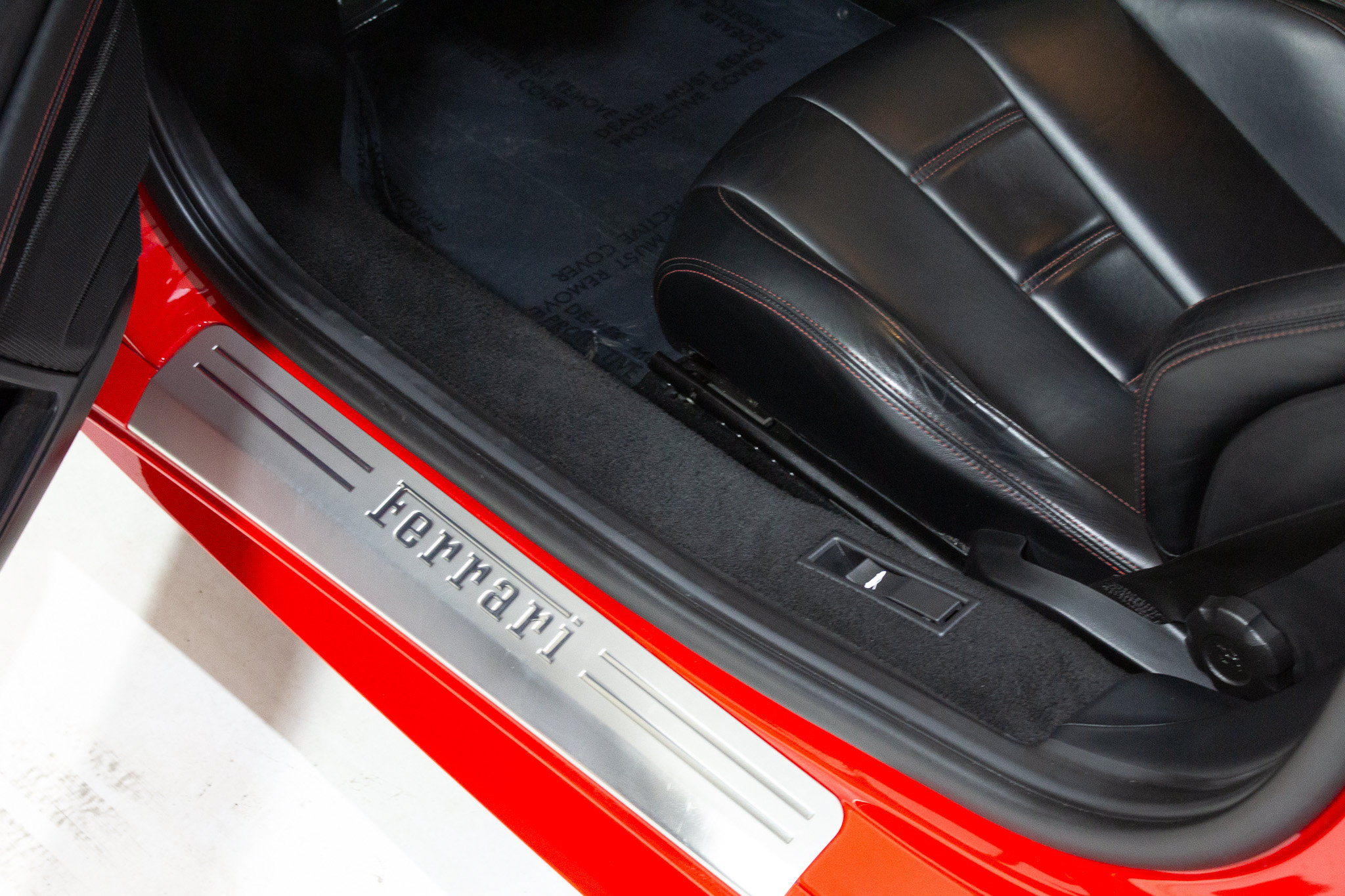Used 2014 Ferrari 458 Italia Coupe RWD image 33