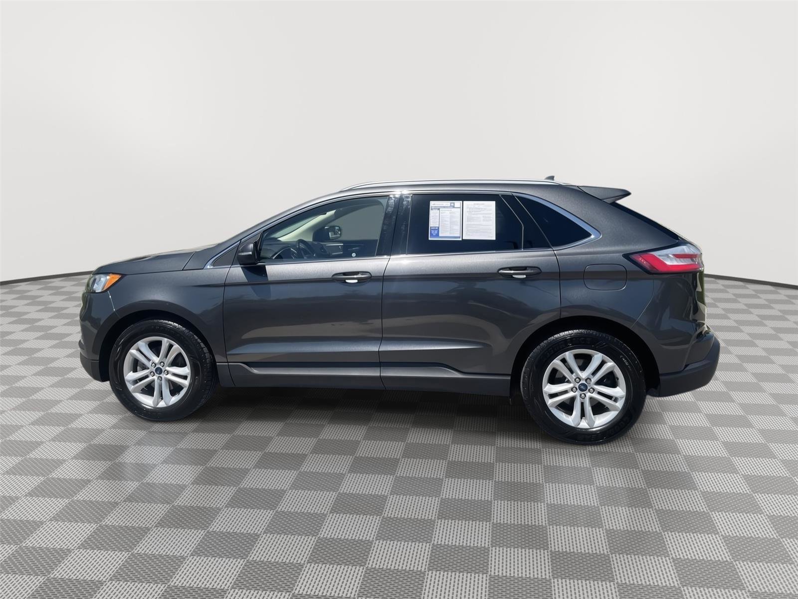 Used 2020 Ford Edge SEL FWD image 12