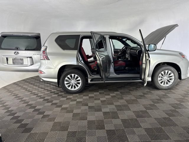 Used 2021 Lexus GX 460 Premium AWD/4WD image 13