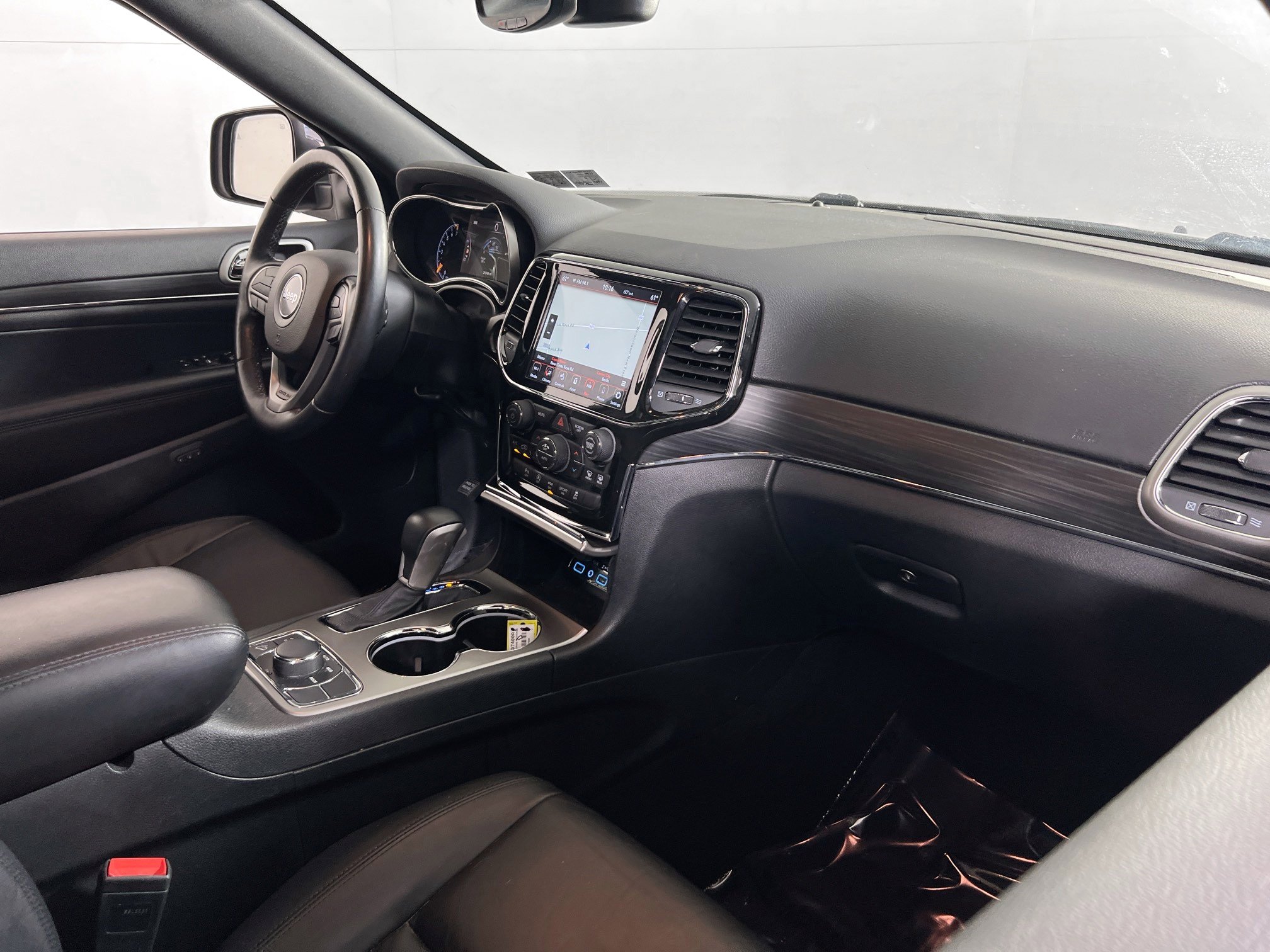 Used 2021 Jeep Grand Cherokee Limited image 29