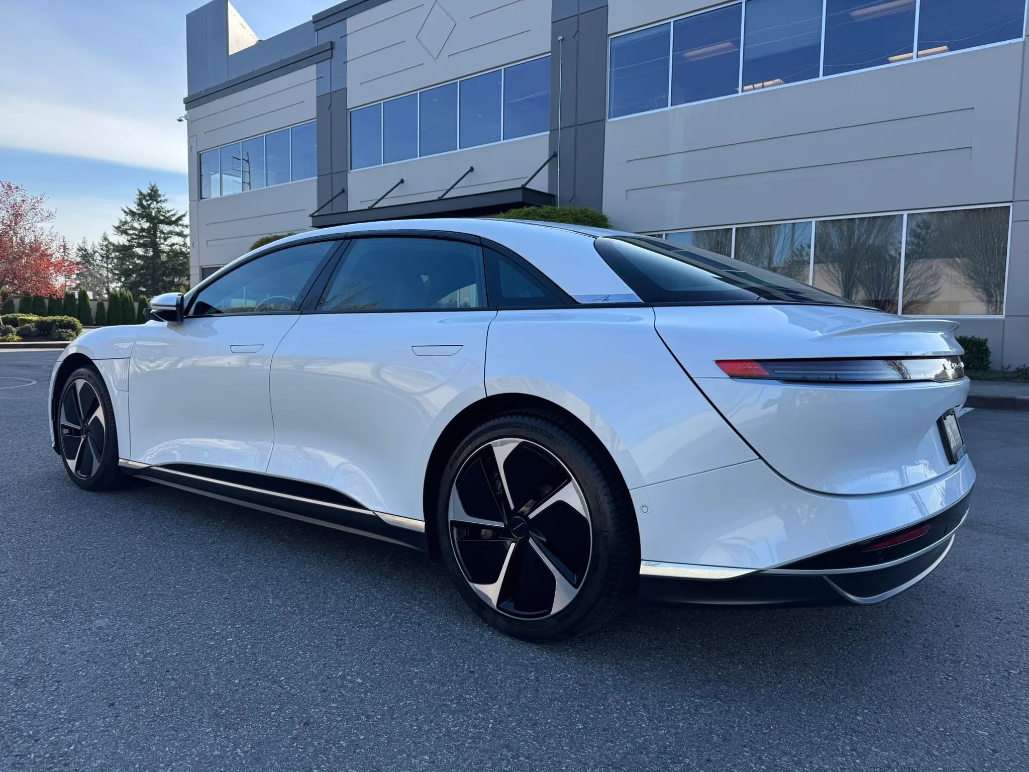 Used 2023 Lucid Air Pure image 7