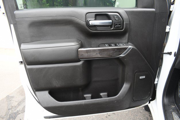 Used 2020 Chevrolet Silverado 1500 LTZ w/ LTZ Premium Package AWD/4WD image 13