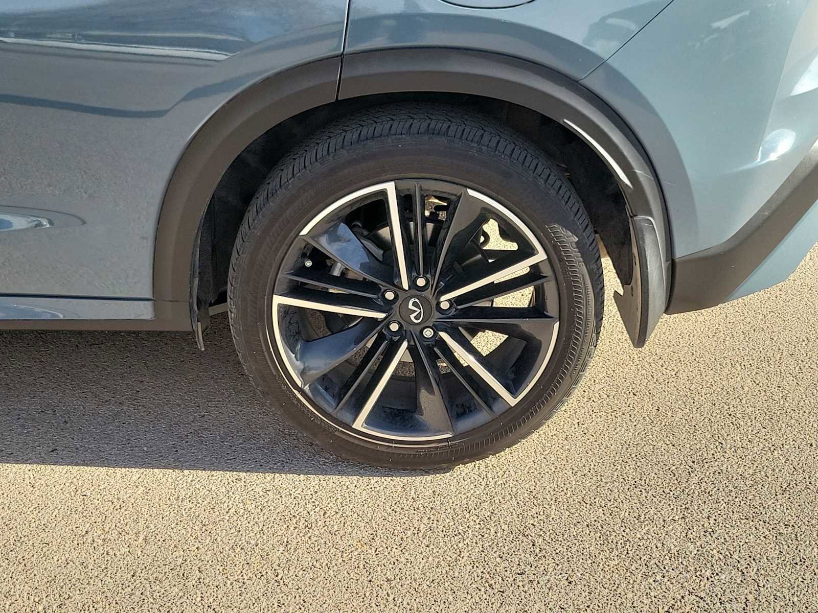 Used 2022 INFINITI QX55 Essential w/ Proassist Package image 8