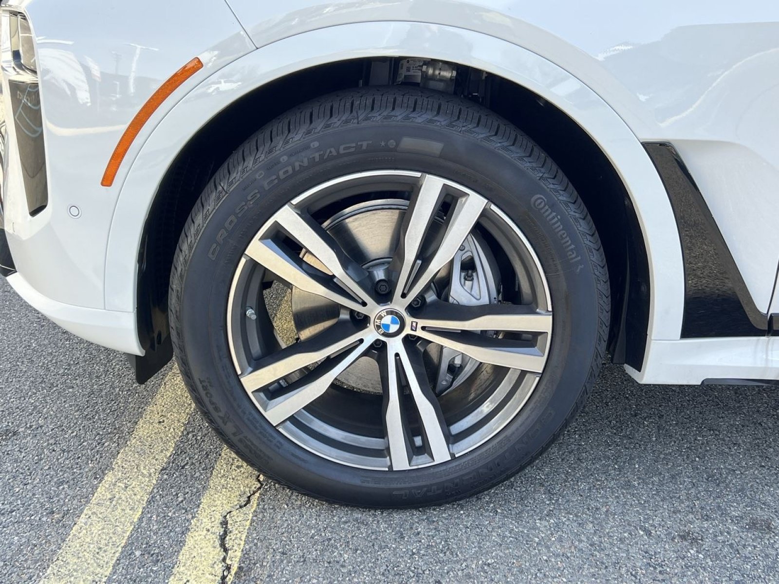 New 2026 BMW X7 xDrive40i w/ M Sport Package image 9